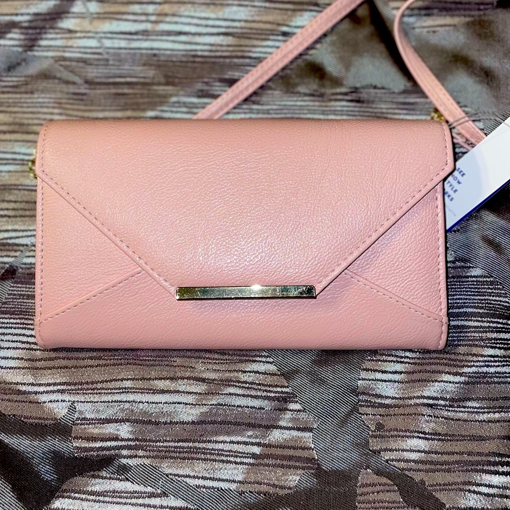 APT 9. Envelope Crossbody Wallet